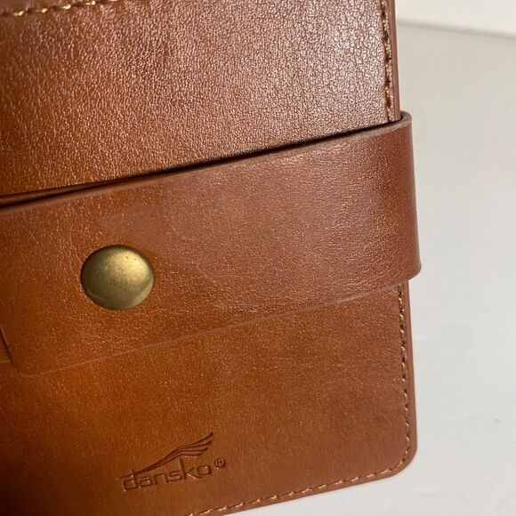 Dansko Leather Coaster Set of 4 Brown Logo Shoe Imprint 3.5” Square Nurse Gift - Picture 9 of 9